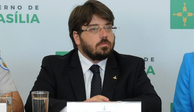 ENTREVISTA//THIAGO DE ANDRADE Mutirão vai acelerar liberação de projetos de construção de imóveis