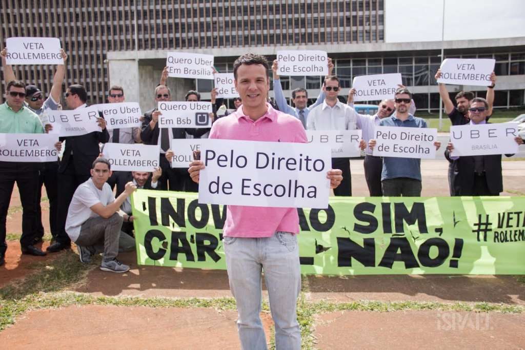 Professor Israel comemora veto ao PL que proíbe Uber