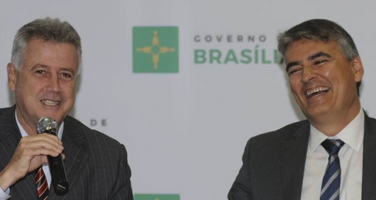 Governo do DF anuncia que vai reduzir em 20% as despesas com cargos comissionados