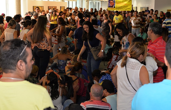 Sinpro diz que ainda não foi notificado e que greve dos professores é legal