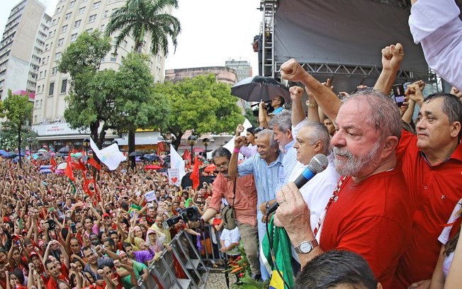 TÁ TUDO DOMINADO | Antecipando a decisão do STF, Lula diz que assume a Casa Civil na quinta-feira