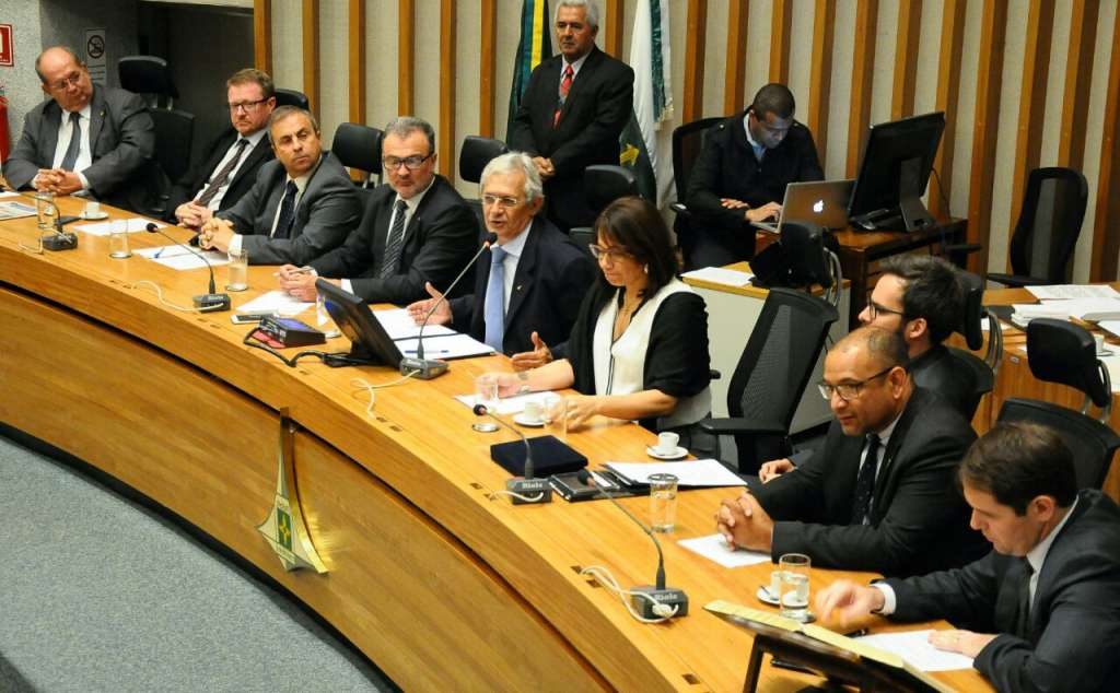 Peritos Papiloscopistas são homenageados pelo deputado Raimundo Ribeiro