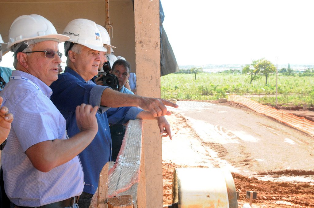Rollemberg anuncia que Corumbá 4 irá fornecer água ao DF a partir de 2018
