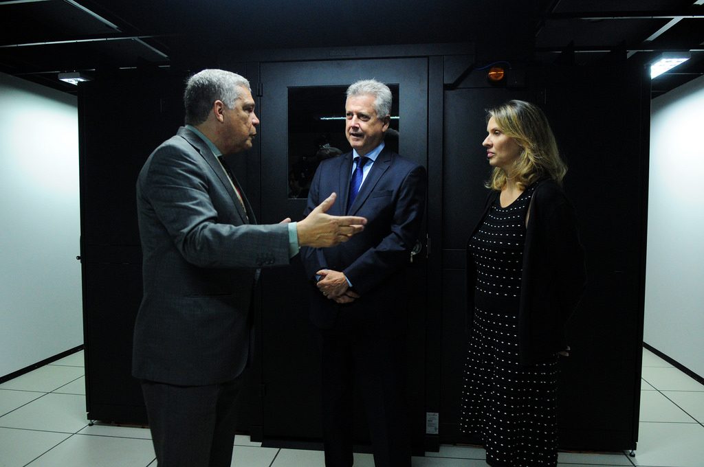 Rollemberg inaugura novo datacenter, com economia mensal de R$ 7 milhões