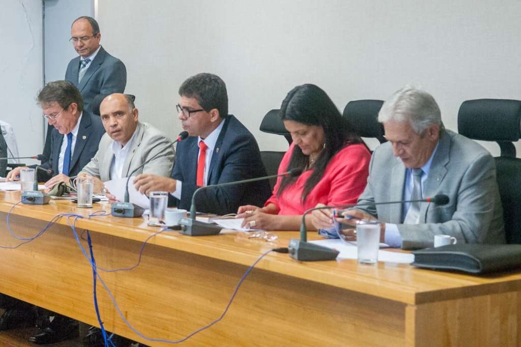 Comissão de Ética aprova abertura de processo contra Sandra Faraj