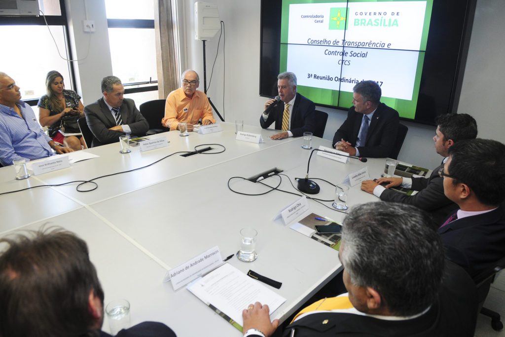 GDF empossa membros do Conselho de Transparência e Controle Social