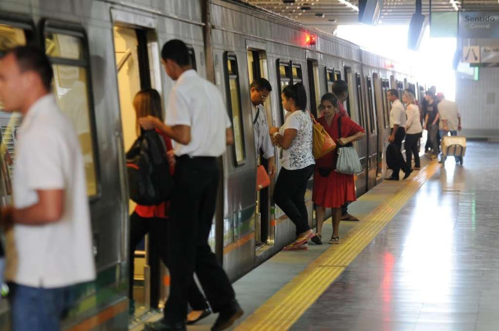Pesquisa indica que maioria dos usuários está satisfeita com o Metrô-DF
