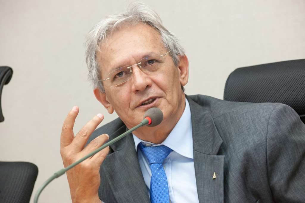 Câmara Legislativa define banca de concurso público da Casa