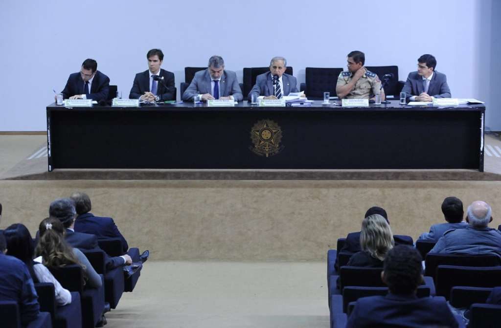 FCDF não deveria ter ser usado para pagar pensionistas e aposentados