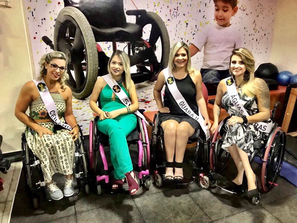 Candidatas ao Miss Cadeirante DF irão escolher o vestido de gala nesta terça-feira