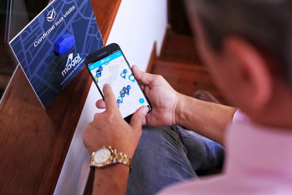 Aplicativo brasiliense que paga para usuários visitarem restaurantes lança sua versão IOS