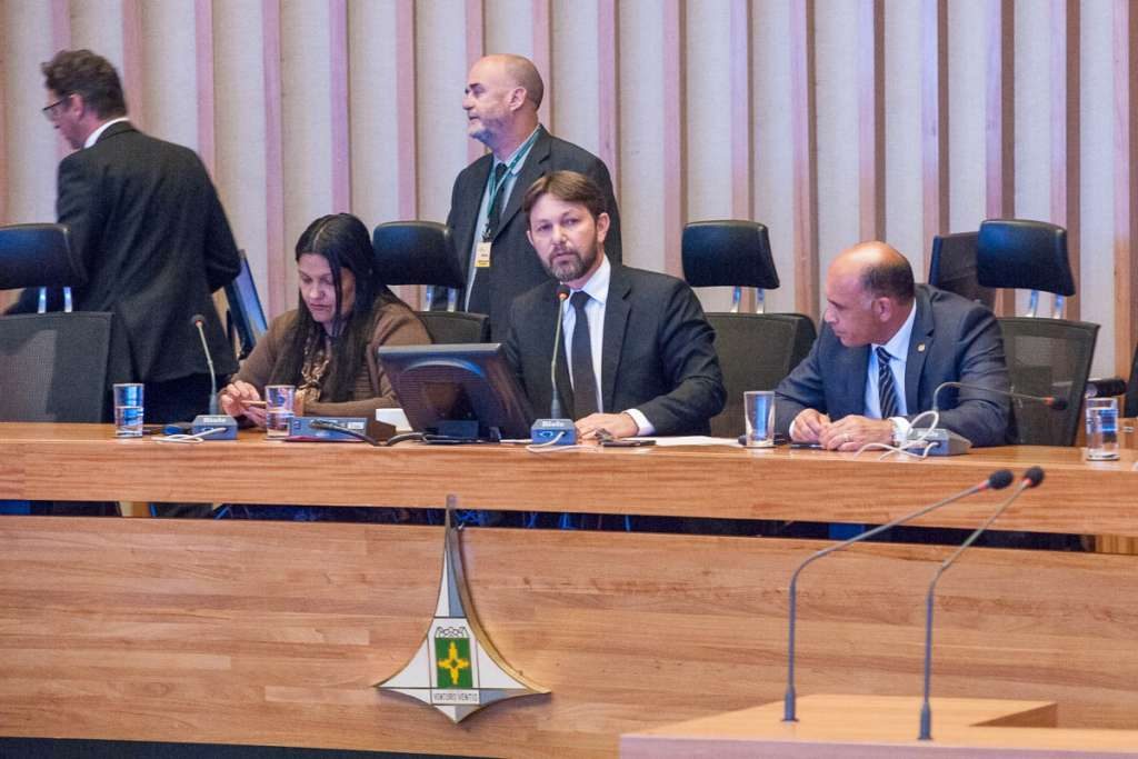 Câmara Legislativa aprova projeto para aquecer economia no DF