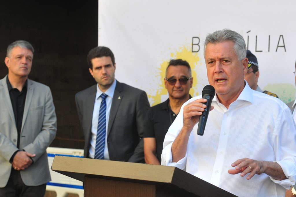 Governador lança edital para concluir a estação do Metrô da 106 Sul