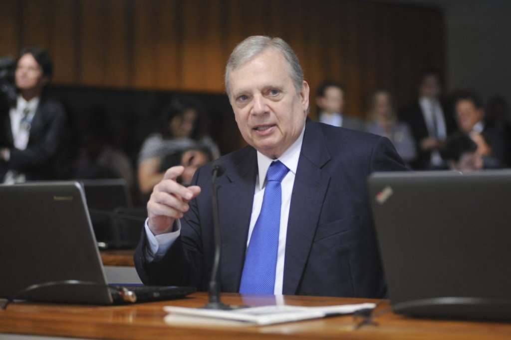 Tasso Jereissati diz que parlamentarismo é “bandeira oficial” do PSDB