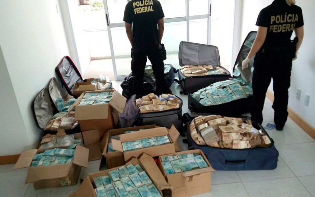 PF já contou mais R$ 33 milhões achados em imóvel usado por Geddel