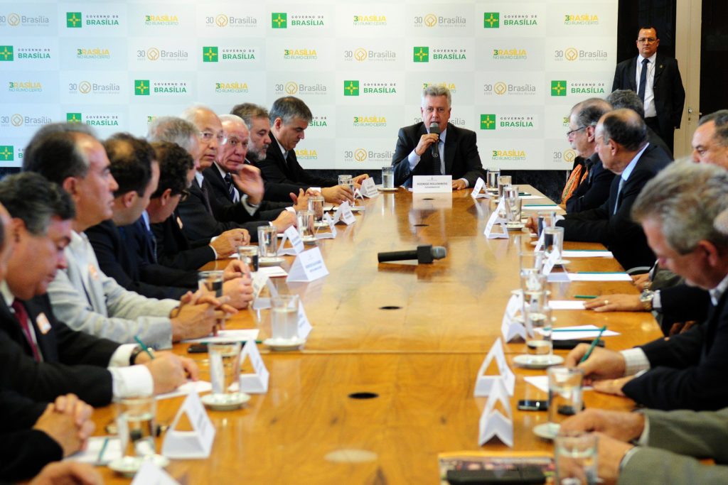 Rollemberg recebe apoio do setor produtivo em projeto para unificar fundos da previdência