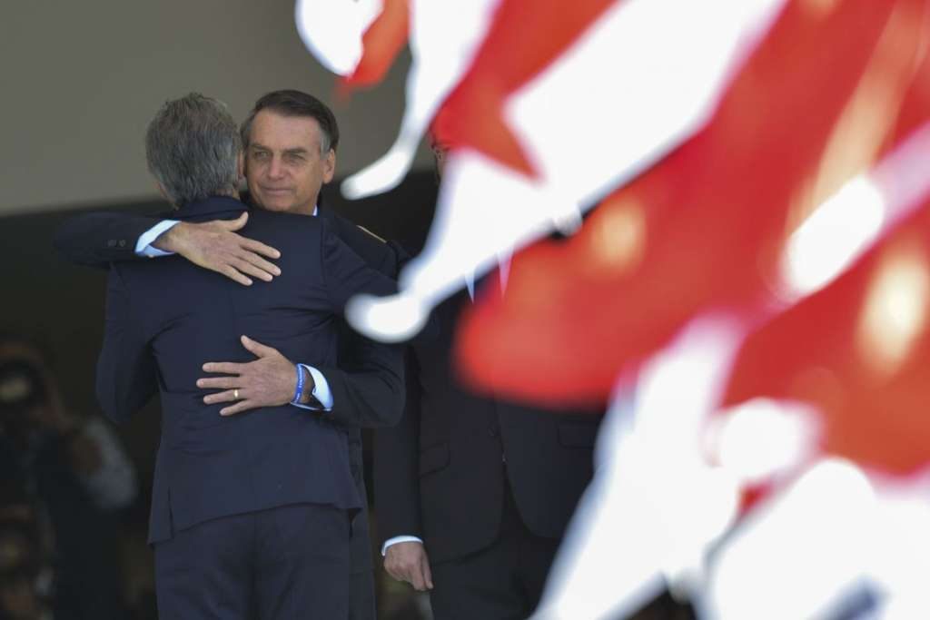 Presidente argentino Macri é recebido no Palácio do Planalto por Bolsonaro