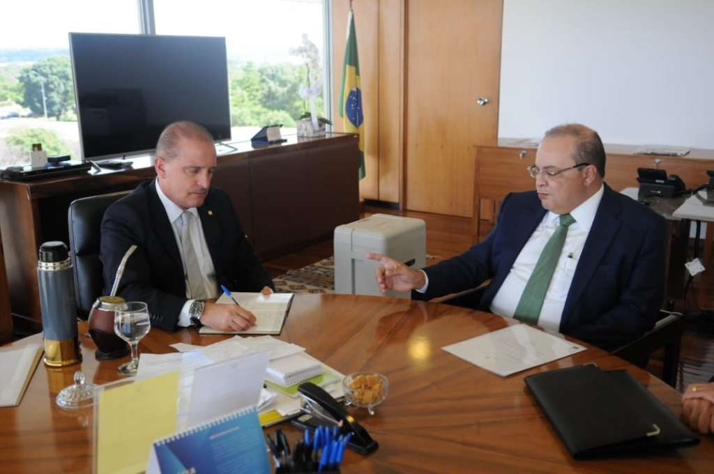 Buriti reforça parceria com Governo Federal