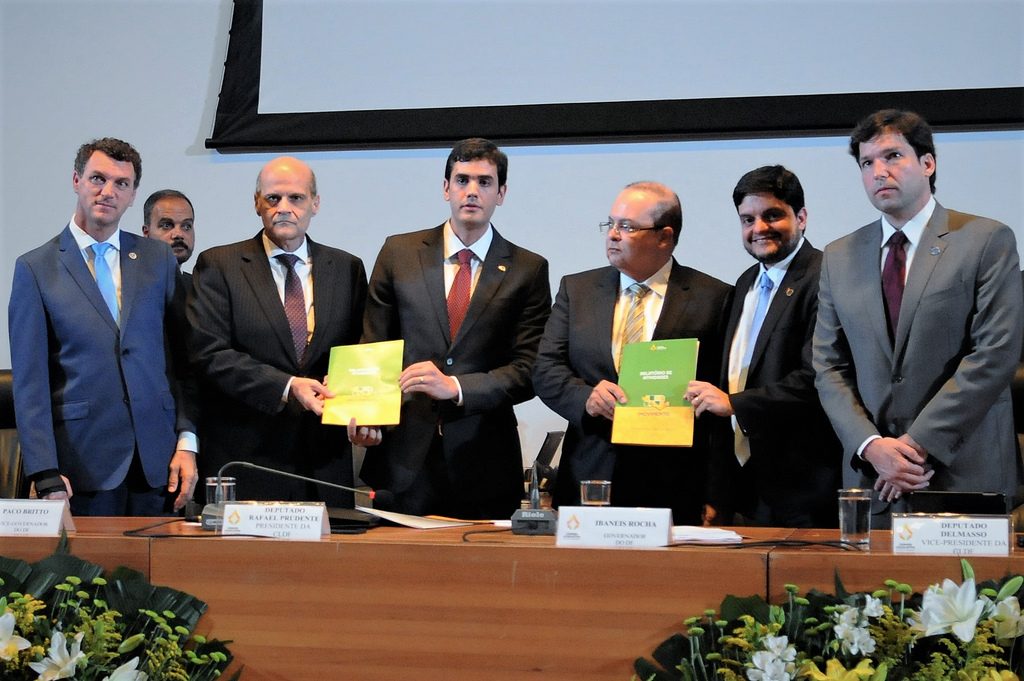 Parceria entre o GDF e deputados distritais pelo desenvolvimento do Distrito Federal