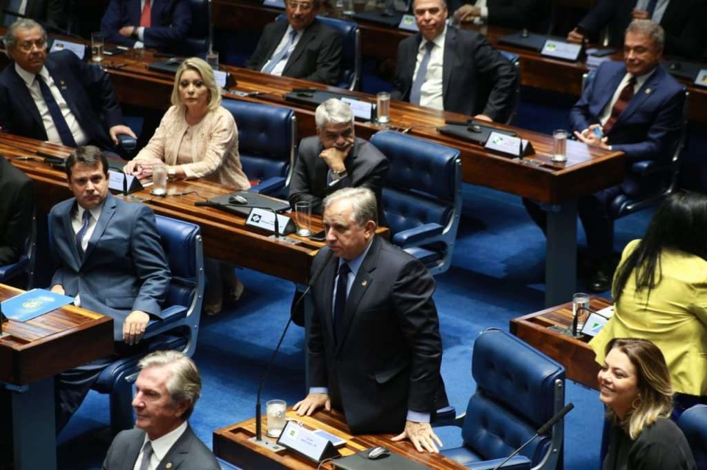 Senador Izalci Lucas toma posse e reafirma compromisso com a população