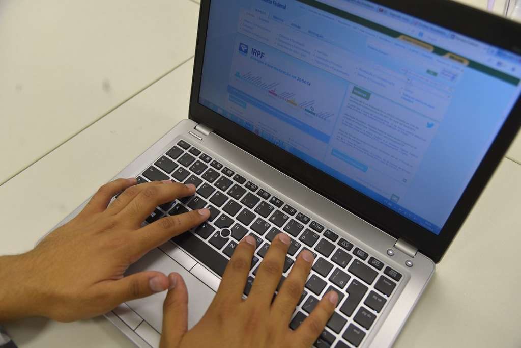 Receita Federal abre consulta a lote da malha fina do IR