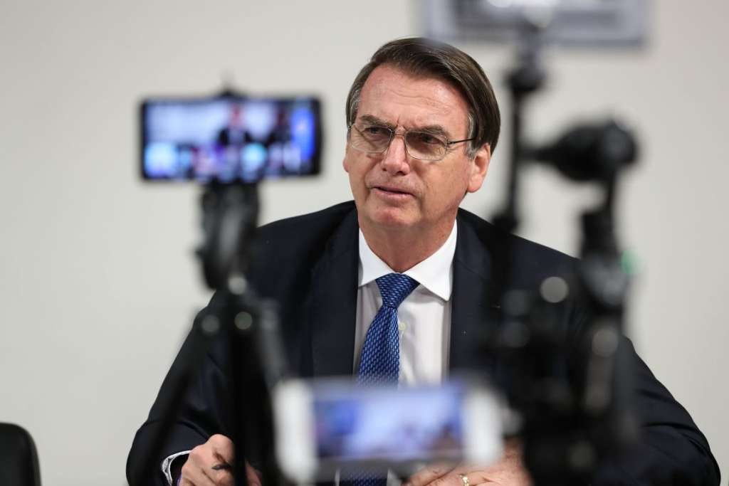 Presidente Bolsonaro retoma conversas com partidos nesta terça-feira