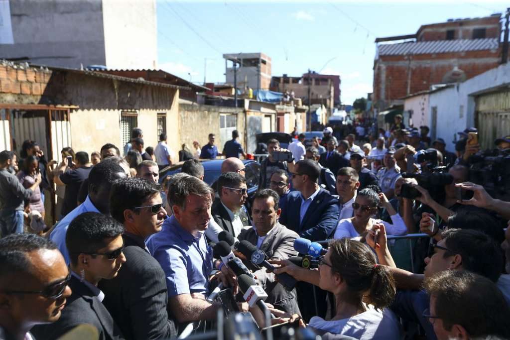 Linha de publicidade do governo mudou, avisa presidente Bolsonaro