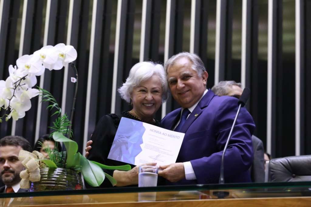 Homenagem a líderes comunitários lota Congresso Nacional