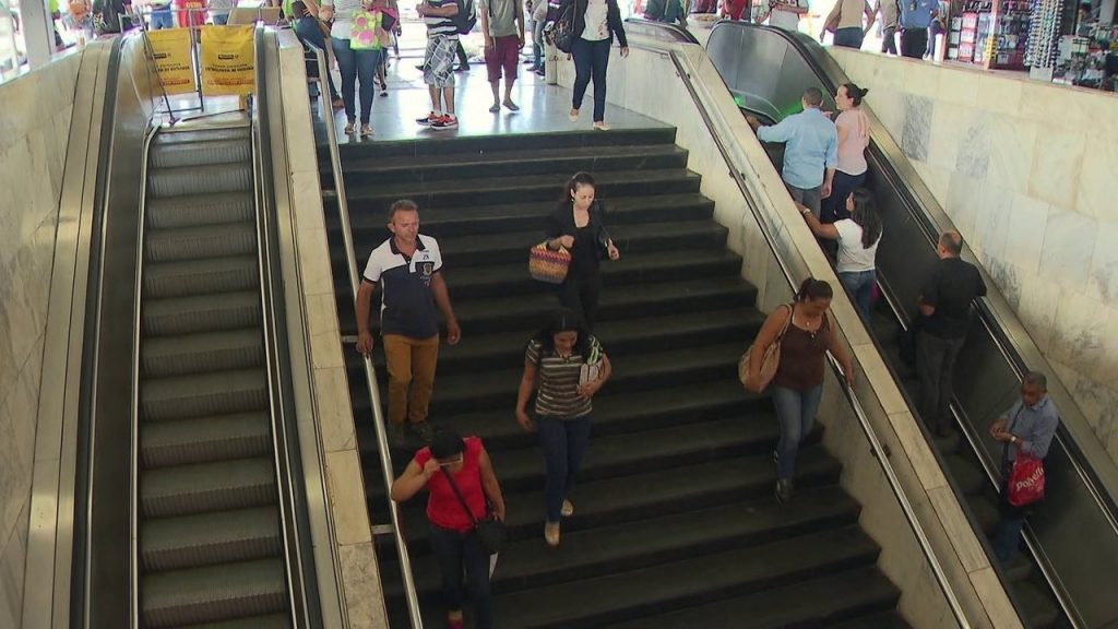 Reforma das escadas rolantes da Rodoviária começa segunda