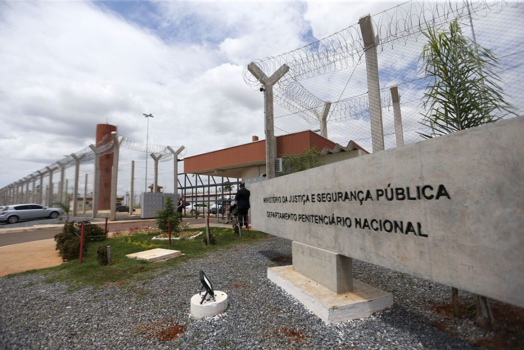 Polícia Civil busca desarticular célula do PCC no Distrito Federal