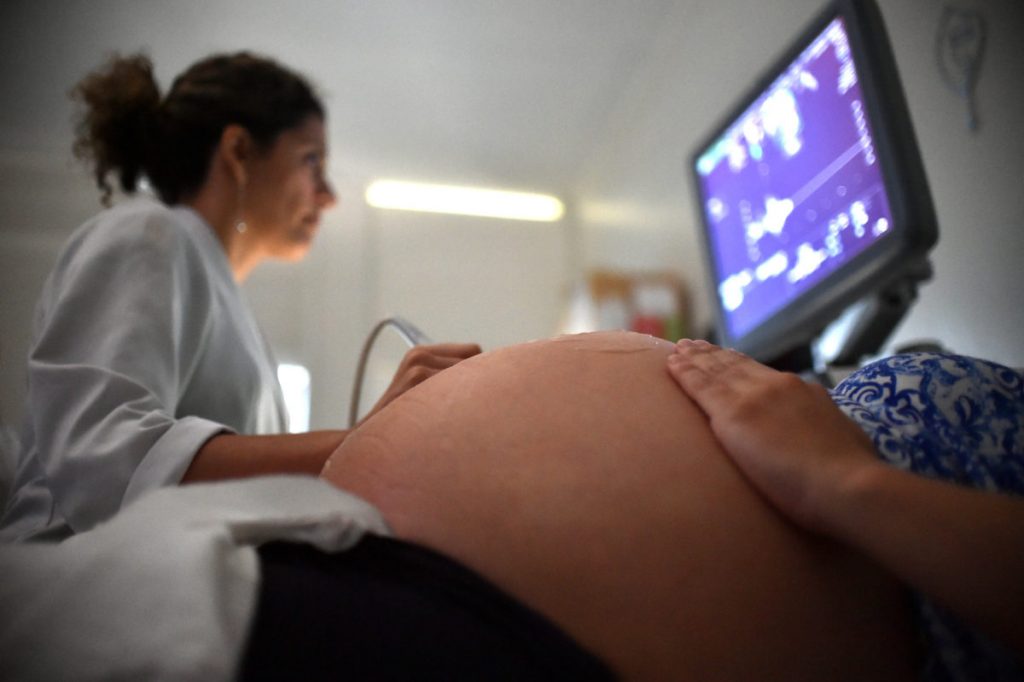 Sejus se engaja em campanha preventiva sobre gravidez na adolescência