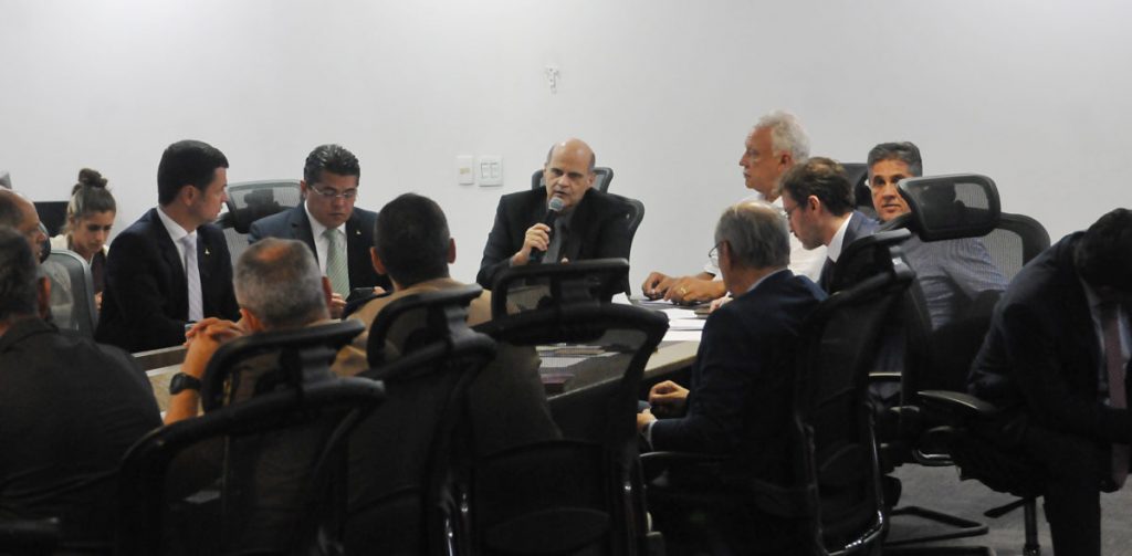 Governo do DF cria sala permanente de combate ao Aedes