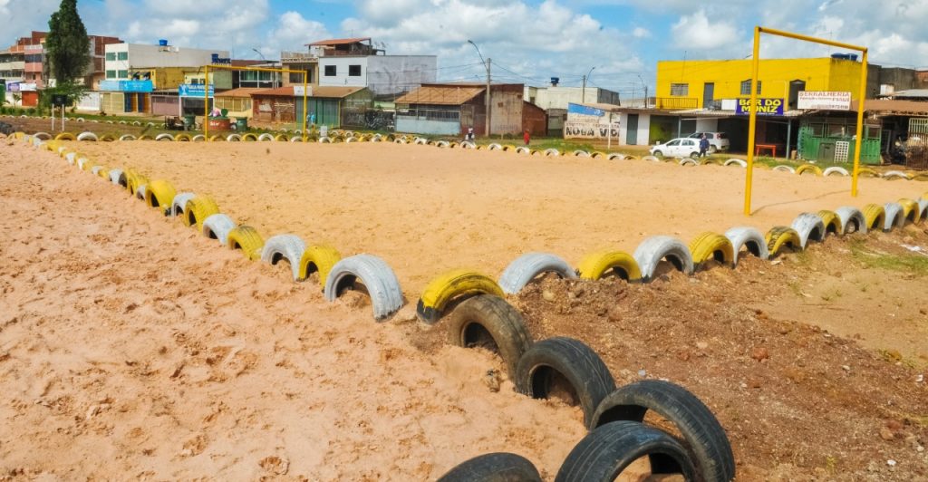 Depósito irregular de entulho vira área de lazer em Sol Nascente e Pôr do Sol