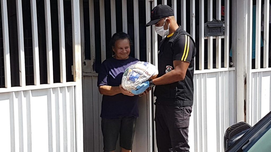Detran-DF entregará cestas básicas na casa de 96 alunos especiais