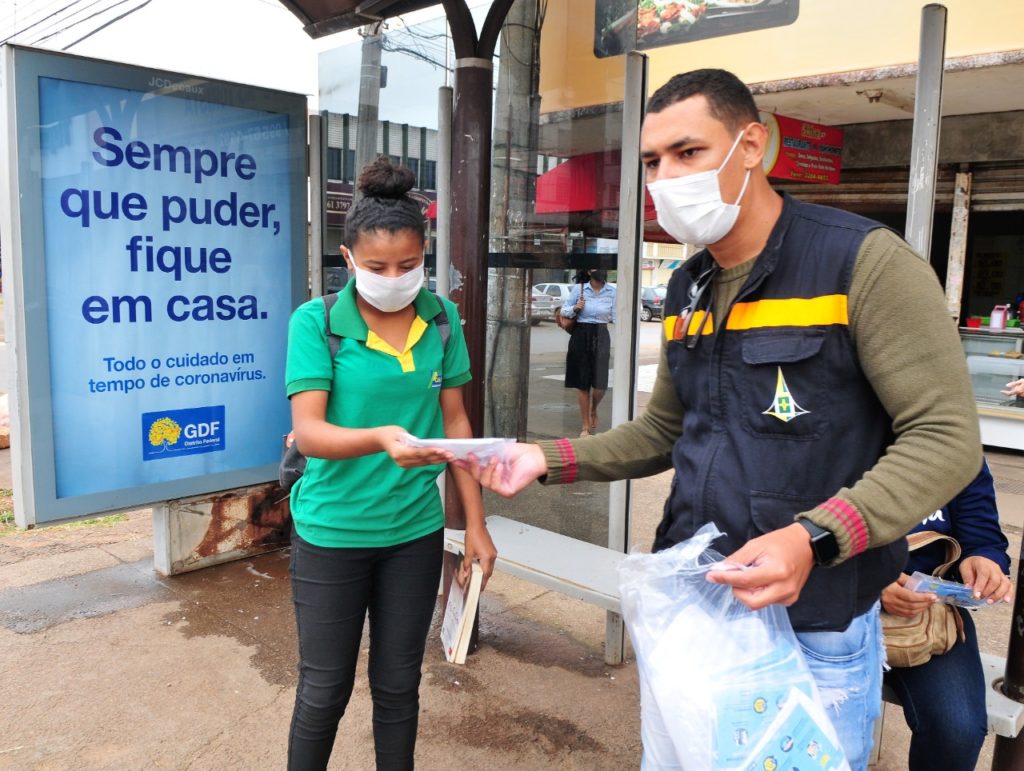 GDF distribuiu mais de 1,2 milhão de máscaras; meta é chegar a 3 milhões