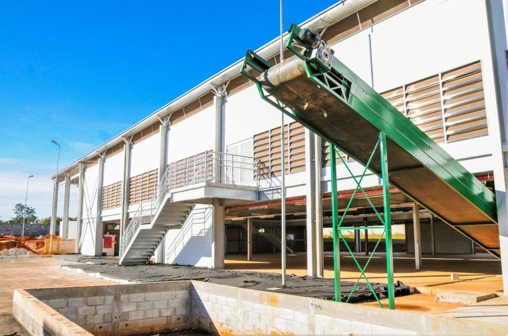 Complexo de Reciclagem em fase final de construção