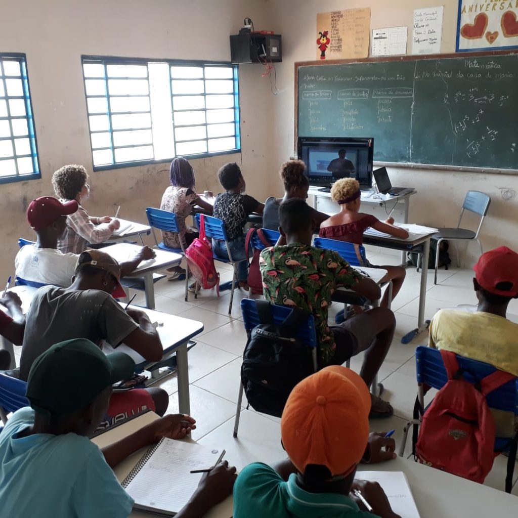 Caiado sanciona GoiásTec e assegura Ensino Médio de qualidade a todos os goianos