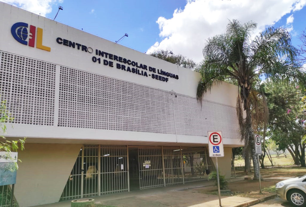 CIL 01 de Brasília completa 45 anos tornando o brasiliense poliglota