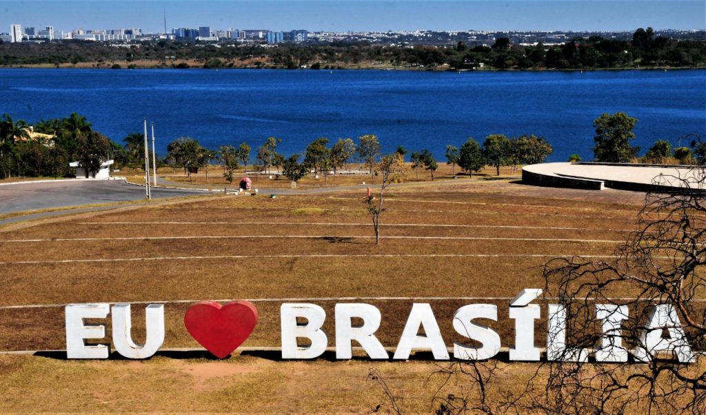 Festa dos 63 anos de Brasília terá shows gratuitos e atrações pela cidade