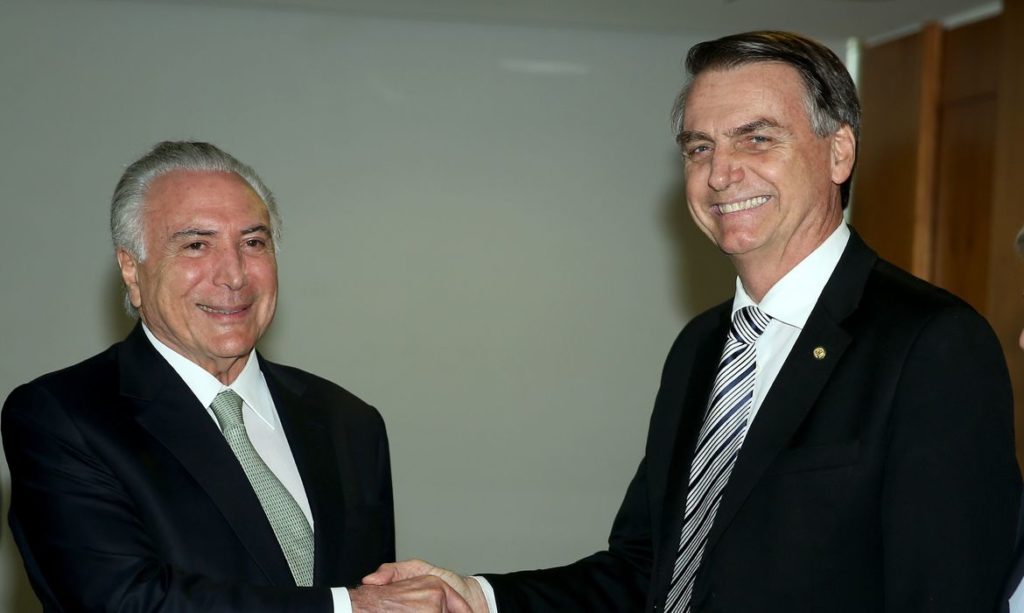 Presidente Bolsonaro convida Temer para chefiar missão humanitária no Líbano