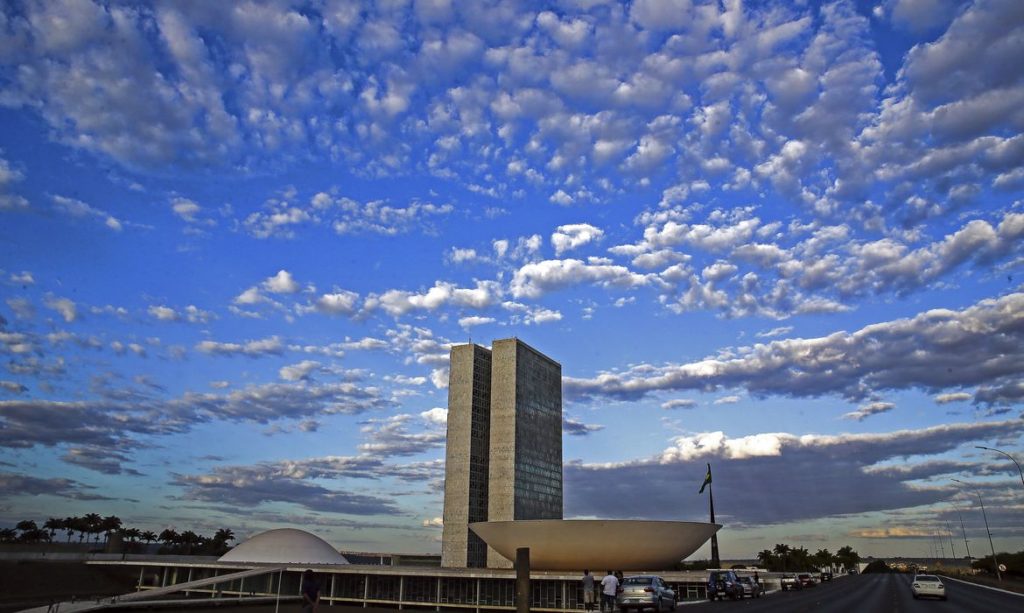 Governo Federal retira pedido de urgência da reforma tributária