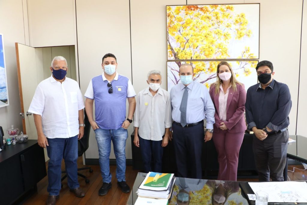 Em reunião no Buriti, governador Ibaneis recebe feirantes para debater melhorias