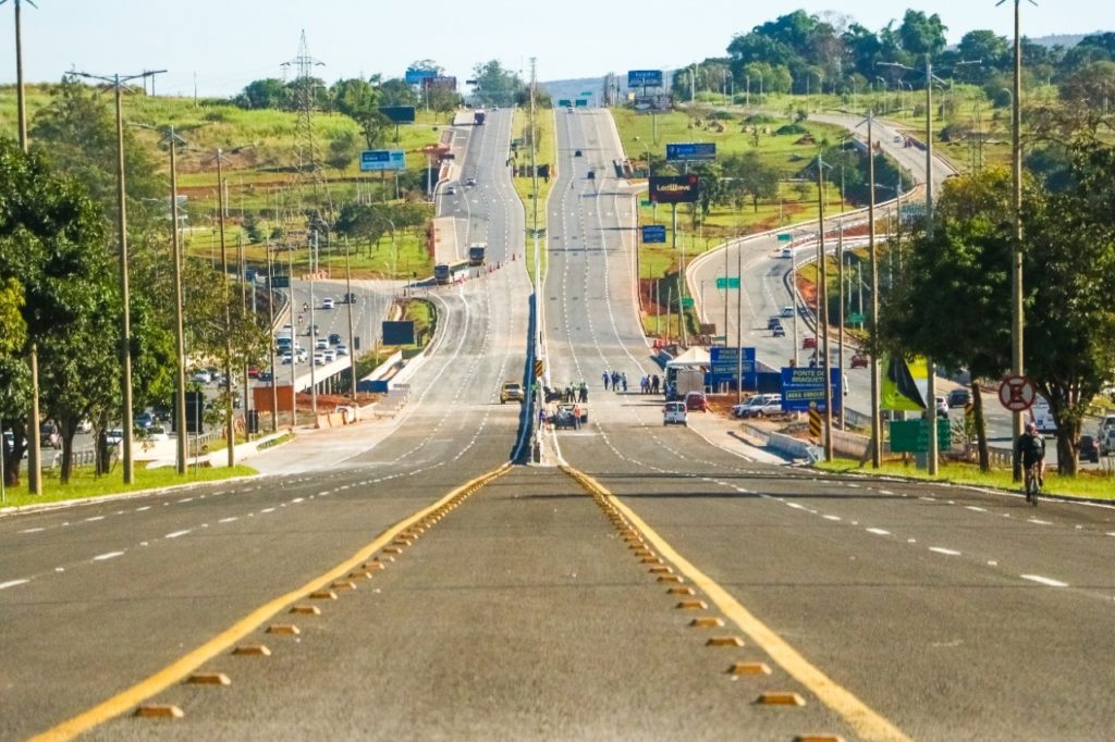 Obras do Governo do Distrito Federal reduzem impacto da crise