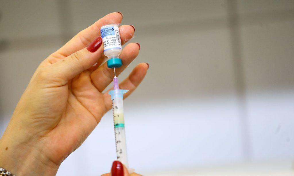 Começam nesta segunda-feira campanhas de vacinação contra pólio e de multivacinação