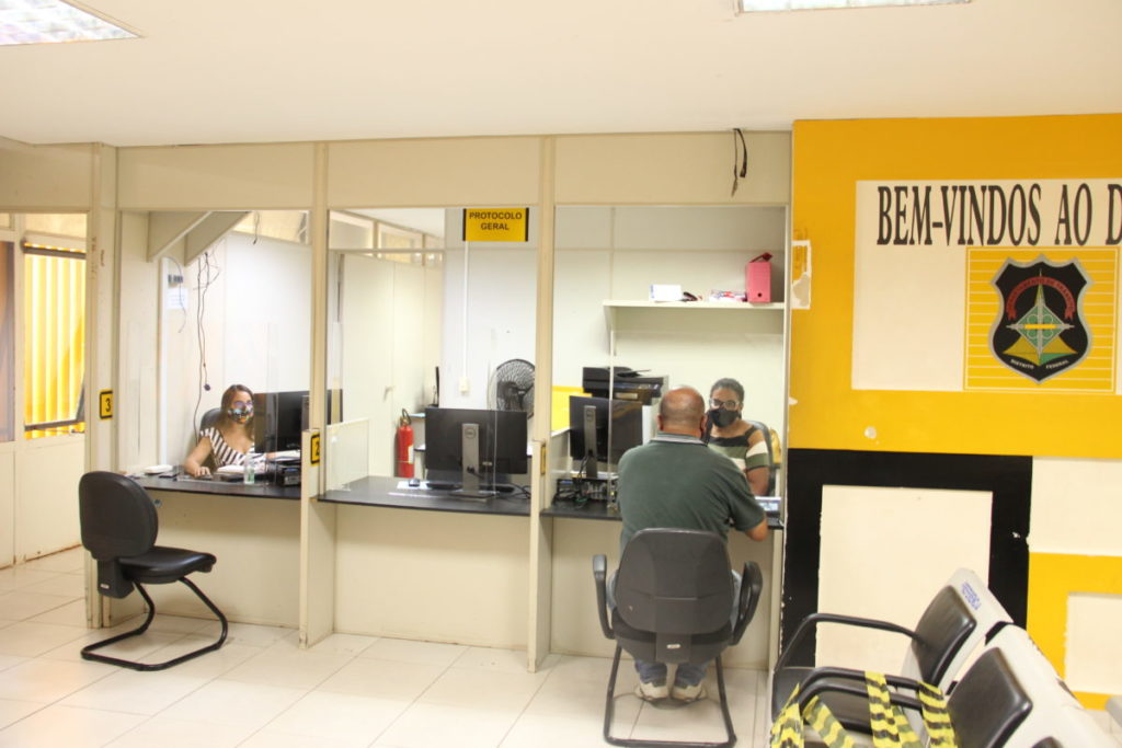 Detran do Distrito Federal retoma serviço de protocolo presencial agendado
