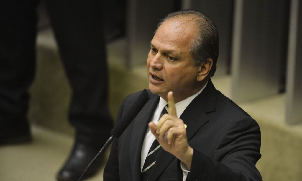 Câmara dos Deputados deve retomar votações após eleições municipais