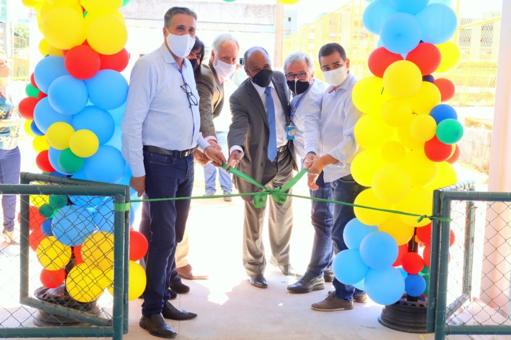 Novacap inaugura quadra poliesportiva do Complexo Esportivo do Cruzeiro