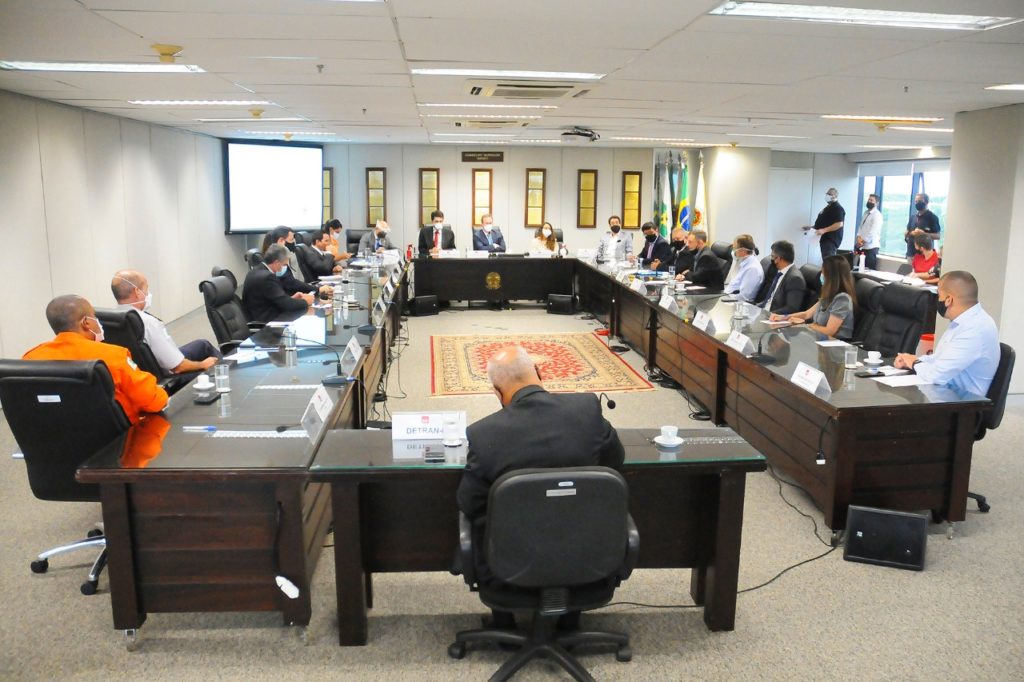 Governo do DF e Ministério Público do Distrito Federal alinham estratégias de vacinação