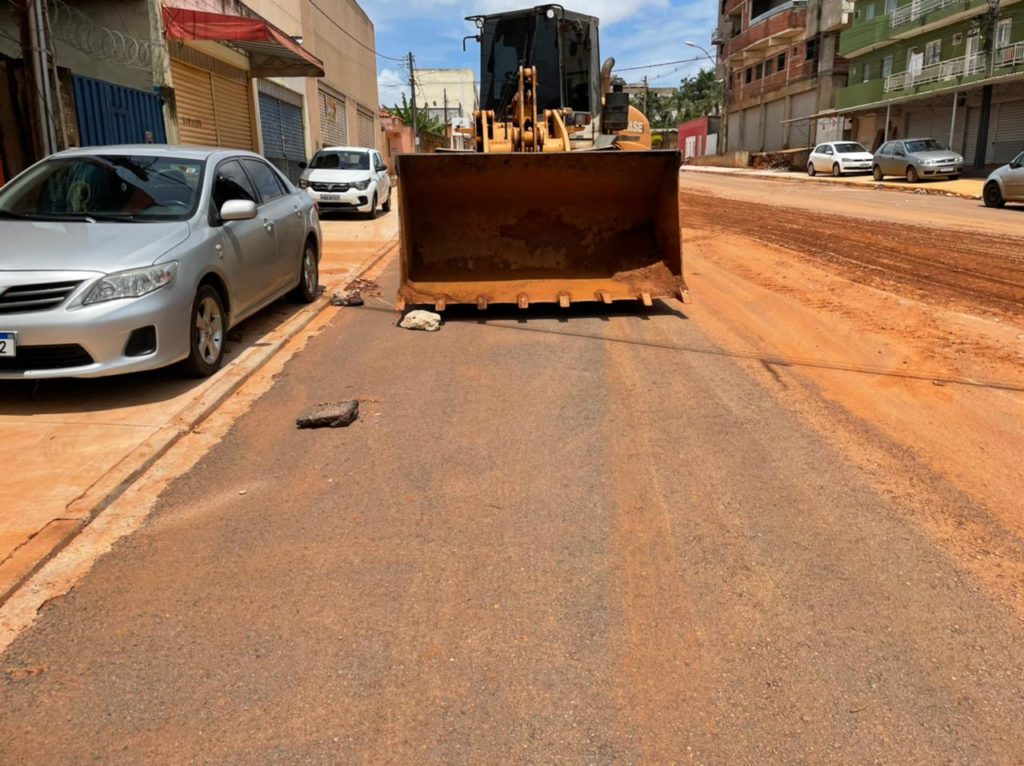 Força-tarefa é resposta rápida na limpeza de Vicente Pires pós-temporais
