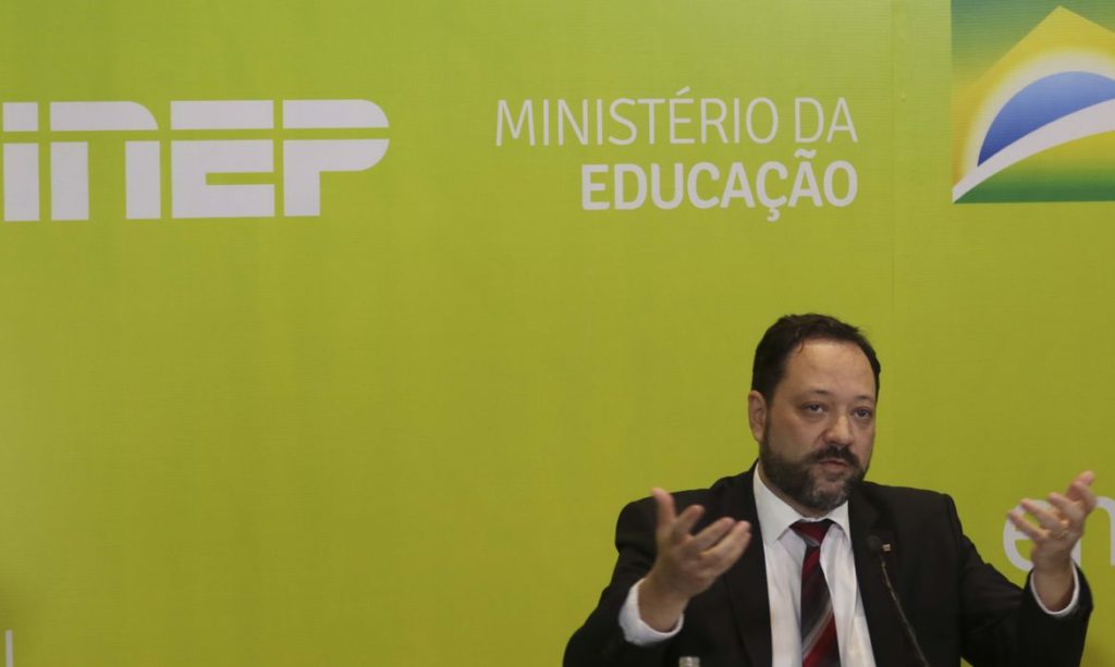 Educação | Presidente do Inep é exonerado do cargo